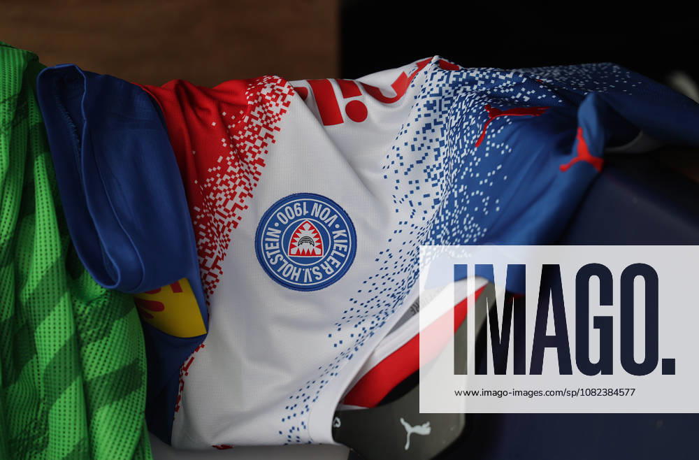Special Jersey: 80th Anniversary of Schleswig-Holstein Soccer, Men s Team, 2026–2027 Season, 2. Bundesliga, Holstein Stadium, Holstein Kiel vs. 1. FC Nuremberg. DFL regulations prohibit any use of photographs as image sequences and or quasi-video.