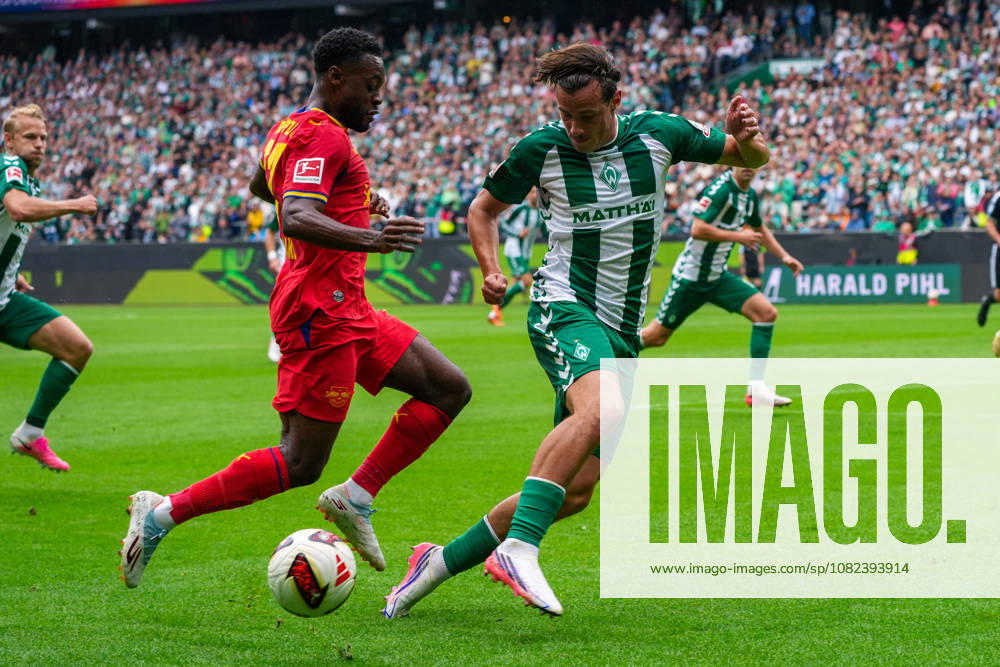 Ridle Baku (RB Leipzig), 17, Olivier Deman (Werder Bremen), 2, German Soccer, Bundesliga, 2026–27 Season, Matchday 2, September 5, 2026, Werder Bremen vs. RB Leipzig, Weserstadion, Bremen