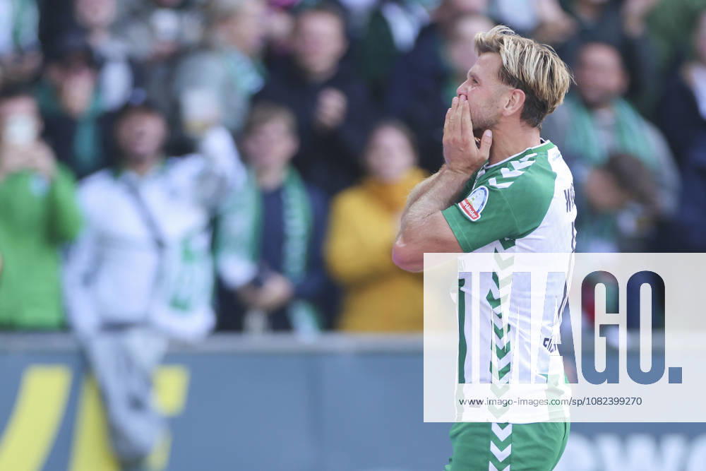 Niclas Fuellkrug of Werder Bremen celebrates his goal to make it 2-0 during the Bundesliga match between SV Werder Bremen and RB Leipzig at Weserstadion on September 5, 2026, in Bremen, Germany. Photo by Marco Steinbrenner, DeFodi Images. Niclas Fuellkrug of Werder Bremen celebrates after scoring his team’s second goal during the Bundesliga match between SV Werder Bremen and RB Leipzig at Weserstadion on September 5, 2026 in Bremen, Germany. Photo by Marco Steinbrenner, DeFodi Images. DFB and DFL regulations prohibit any use of photographs as image sequences and or quasi-video. Photo by Marco Steinbrenner, DeFodi Images.