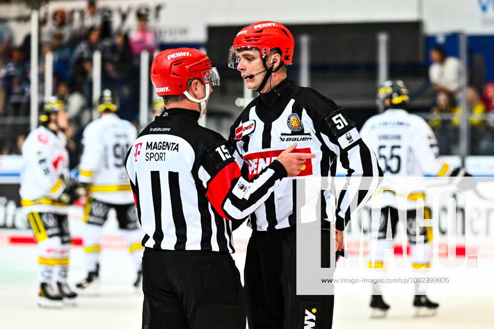 Dominic Kontny, Referee, Linesperson 51; Christopher Schadewaldt, Referee, Head Referee 15, GER, Iserlohn Roosters vs. Krefeld Pinguine, Ice Hockey, Penny DEL, Exhibition Game, 2026–2027 Season, August 5, 2026, GER, Iserlohn Roosters vs. Krefeld Pinguine, Ice Hockey, Penny DEL, Exhibition Game, 2026–2027 Season, August 5, 2026, Iserlohn