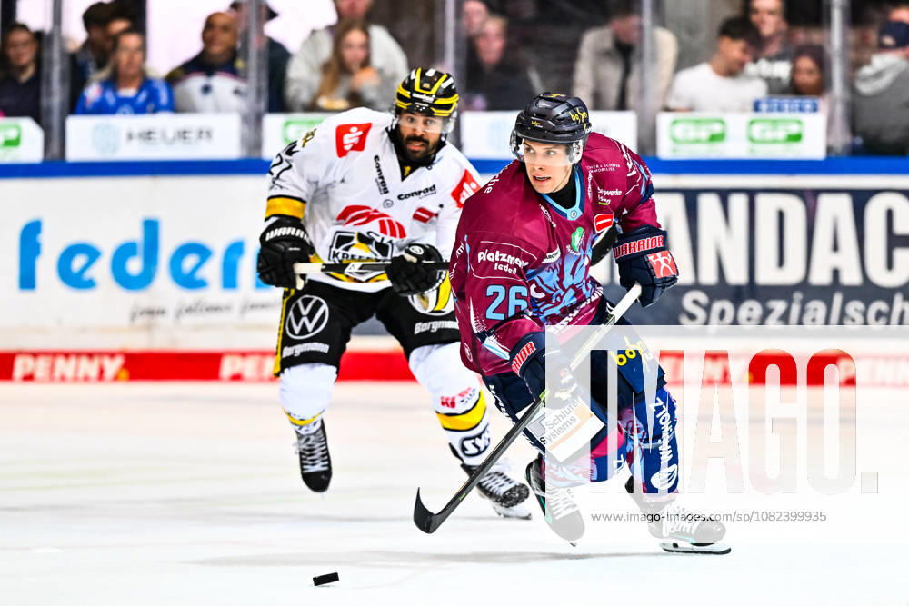 Dennis Lobach, Iserlohn Roosters, 26; C J Suess, Krefeld Pinguine, 27; GER; Iserlohn Roosters vs. Krefeld Pinguine; ice hockey; Penny DEL; exhibition game; 2026–2027 season; August 5, 2026, GER, Iserlohn Roosters vs. Krefeld Pinguine, Ice Hockey, Penny DEL, Exhibition Game, 2026–2027 Season, August 5, 2026, Iserlohn