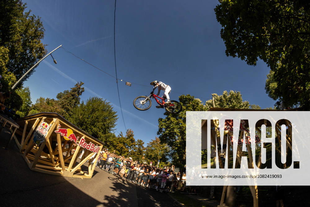Cerro Abajo Douglas Vieira at Cerro Abajo, September 5, 2026, in Stuttgart, Germany. Photo by Sebastian Sternemann
