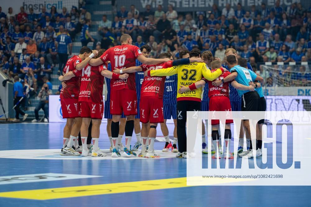 The teams before the game: VfL Gummersbach vs. MT Melsungen, Opel Handball Bundesliga, Men s Division, Matchday 3, September 5, 2026, Gummersbach, North Rhine-Westphalia, Germany