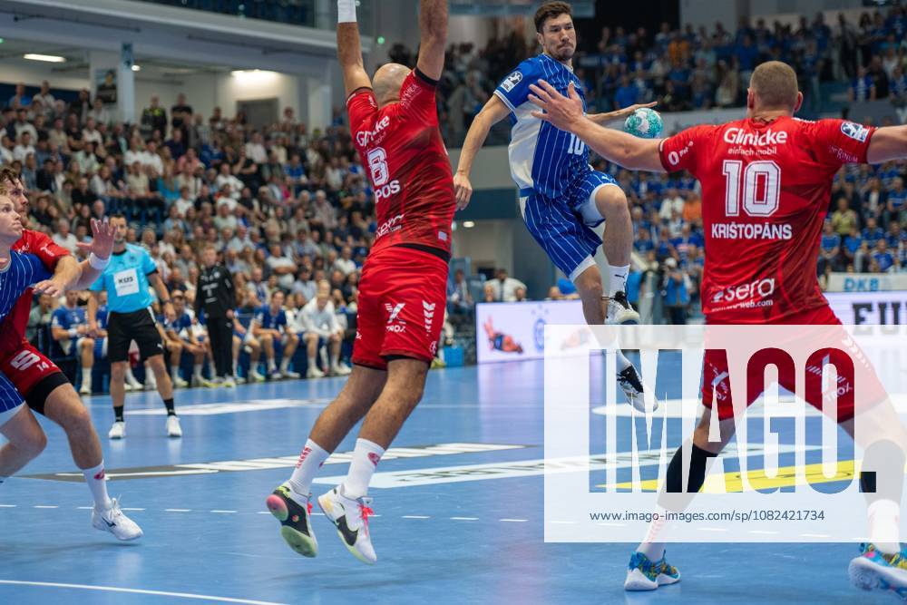 Alex Dujshebaev, backcourt, VfL Gummersbach 10, Dainis Kriötopans, backcourt, MT Melsungen 10, Adrian Sipos, pivot, MT Melsungen 8, VfL Gummersbach vs. MT Melsungen, Opel Handball Bundesliga, Men, Matchday 3, September 5, 2026, Gummersbach, North Rhine-Westphalia, Germany