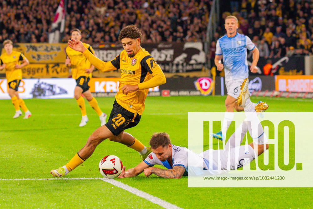 Germany 2. Bundesliga, 2026–2027 Season, September 5, 2026, Matchday 4, SG Dynamo Dresden vs. VfL Bochum, Rudolf Harbig Stadium Ben Justus Bobzien (SG Dynamo Dresden, No. 20) in a tackle against Michael Steinwender (VfL Bochum, No. 15)