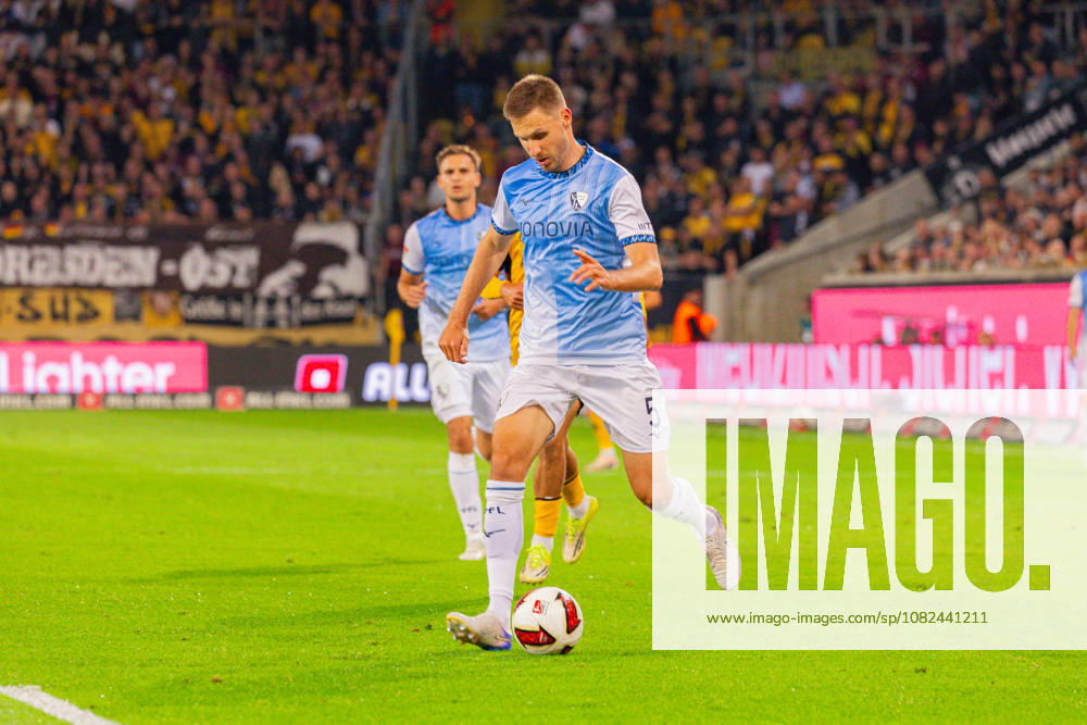 Germany 2. Bundesliga, 2026–2027 Season, September 5, 2026, Matchday 4, SG Dynamo Dresden vs. VfL Bochum, Rudolf Harbig Stadium, Karol Mets (VfL Bochum), 5 on the ball