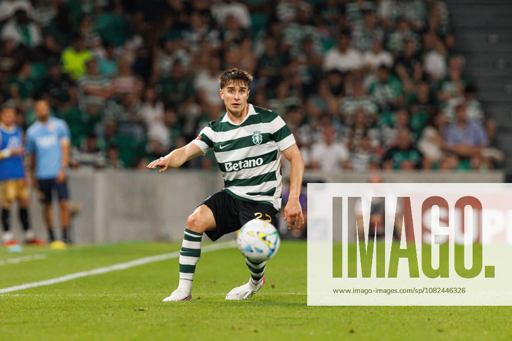 Ivan Fresneda seen during Betclic League game between teams of Sporting CP and FC Nacional in Estadio José Alvalade (Luis Loureiro Ball Raw Images) Lisboa Estadio Jose Alvalade Portugal