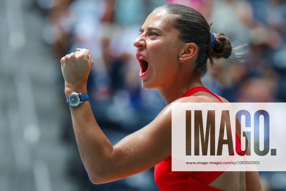 US Open tennis tournament - Day 8 Linda Noskova of Czechia reacts during her match against Marta Kostyuk of Ukraine in Women s Singles at the US Open Tennis Championships at the USTA Billie Jean King National Tennis Center in Flushing Meadows, New York, USA, 06 September 2026. The 2026 US Open tournament runs from 23 August through 13 September. FLUSHING MEADOWS NEW YORK United States