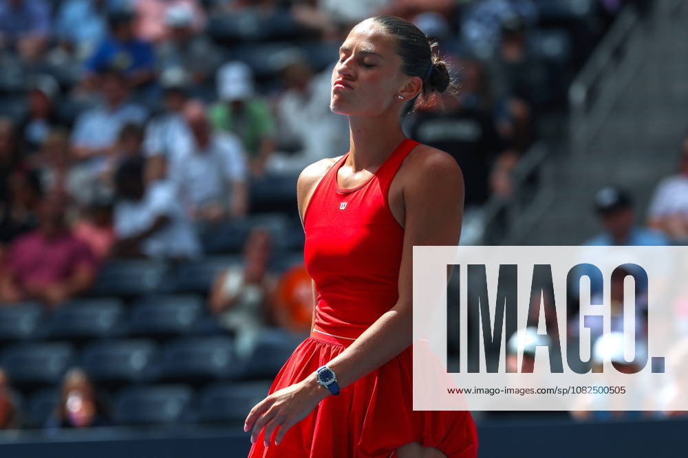 US Open tennis tournament - Day 8 Linda Noskova of Czechia reacts during her match against Marta Kostyuk of Ukraine at the US Open Tennis Championships at the USTA Billie Jean King National Tennis Center in Flushing Meadows, New York, USA, 06 September 2026. The 2026 US Open tournament runs from 23 August through 13 September. FLUSHING MEADOWS NEW YORK United States