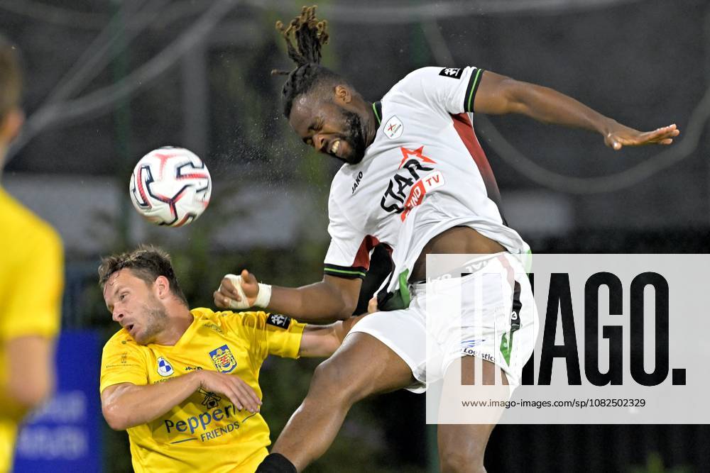 SK Beveren v OH Leuven - Jupiler Pro League BEVEREN, BELGIUM - SEPTEMBER 06 : Ikwuemesi Charles Chukwubuikem forward of OH Leuven battles for the ball with Janssens Christophe defender of SK Beveren during the Jupiler Pro League match between SK Beveren and OH Leuven on September 6, 2026 in Beveren, Belgium, 06 09 2026 Beveren Belgium
