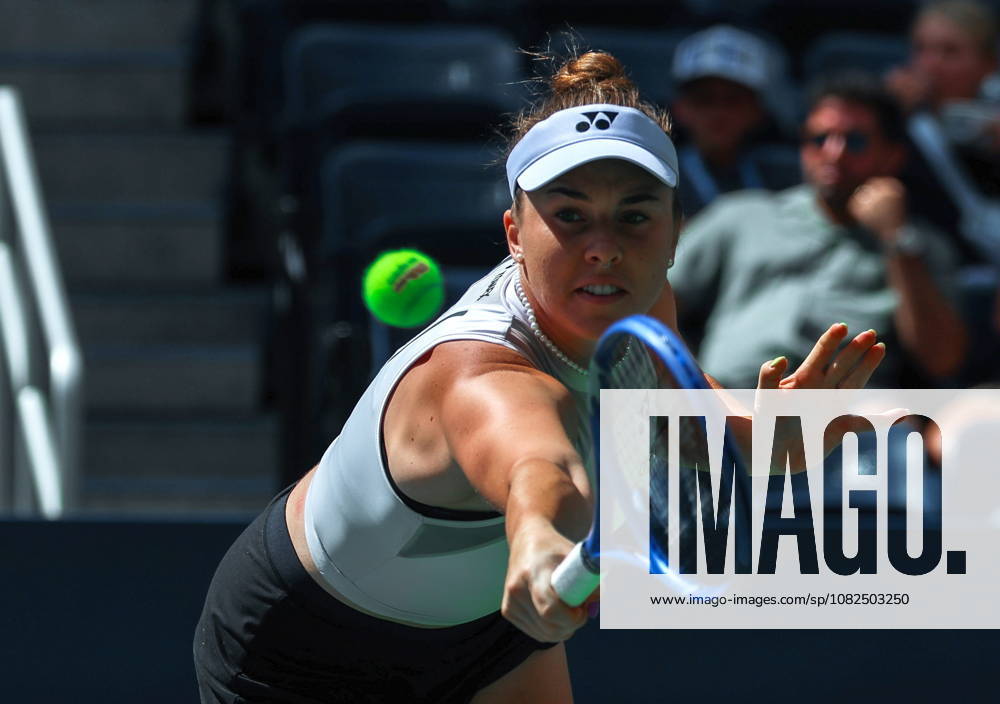 US Open tennis tournament - Day 8 Linda Noskova of Czechia in action against Marta Kostyuk of Ukraine during their Womens Singles match at the US Open Tennis Championships at the USTA Billie Jean King National Tennis Center in Flushing Meadows, New York, USA, 06 September 2026. The 2026 US Open tournament runs from 23 August through 13 September. FLUSHING MEADOWS NEW YORK United States