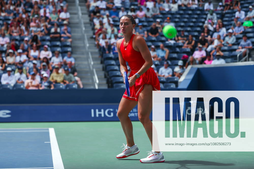 US Open tennis tournament - Day 8 Marta Kostyuk of Ukraine in action against Linda Noskova Czechia during their Womens Singles match at the US Open Tennis Championships at the USTA Billie Jean King National Tennis Center in Flushing Meadows, New York, USA, 06 September 2026. The 2026 US Open tournament runs from 23 August through 13 September. FLUSHING MEADOWS NEW YORK United States