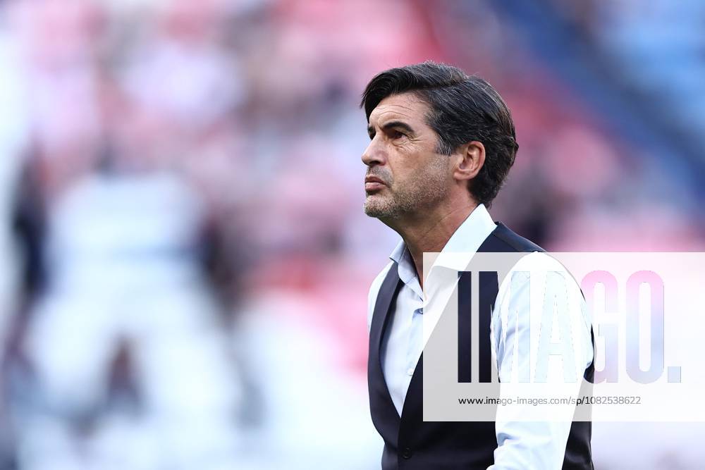 Paulo Fonseca Soccer Ligue 1 2026 Lyon vs. Auxerre 3–1 Groupama Stadium, Décines-Charpieu, France September 4, 2026 Alex Press Sports Décines-Charpieu Groupama Stadium France GermanyxJapanxUKxFrancexBelgiumxOUT