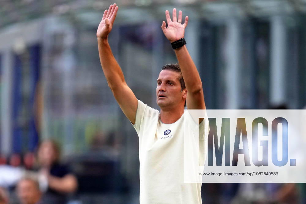 Milano , ITALY, September 5: Cristian Chivu of Internazionale during the Italian Serie A Championship Internazionale vs SSC Napoli in Milano Italy , Stadio San Siro;