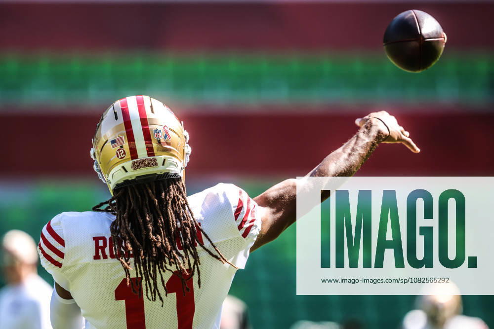 MELBOURNE, AUSTRALIA - SEPTEMBER 08: Demarcus Robinson 11 of the San Francisco 49ers during practice at an NFL, American Football Herren, USA media opportunity at AAMI Park on September 08, 2026 in Melbourne, Australia. Melbourne Australia - ZUMAp121 20260908_zsp_p121_007