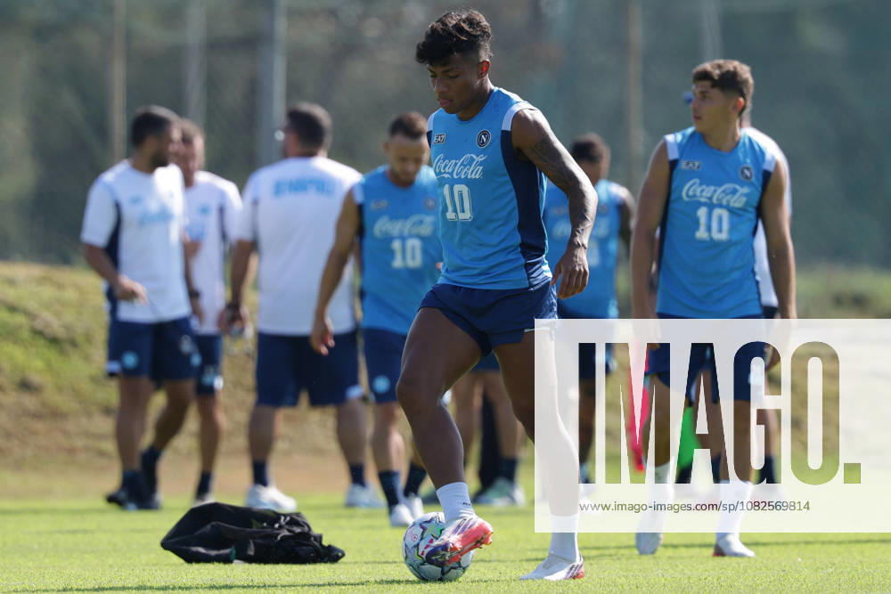 Napolis Alisson Santos During training at the SSC Napoli sports center, Champions League Napoli - Arsenal Castel Volturno (CE) on September 08 , 2026