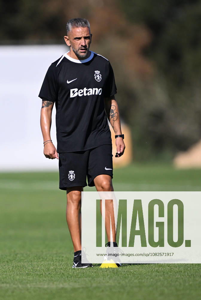 Ahead of Sporting CP - Galatasaray UEFA Champions League opener LISBON, PORTUGAL - SEPTEMBER 08: Sporting CP head coach Rui Borges is seen during a training session at the Cristiano Ronaldo Academy in Lisbon, Portugal on September 08, 2026, ahead of their UEFA Champions League opening match against Galatasaray. Burak Akbulut Anadolu Lisbon Portugal. Editorial use only. Please get in touch for any other usage.