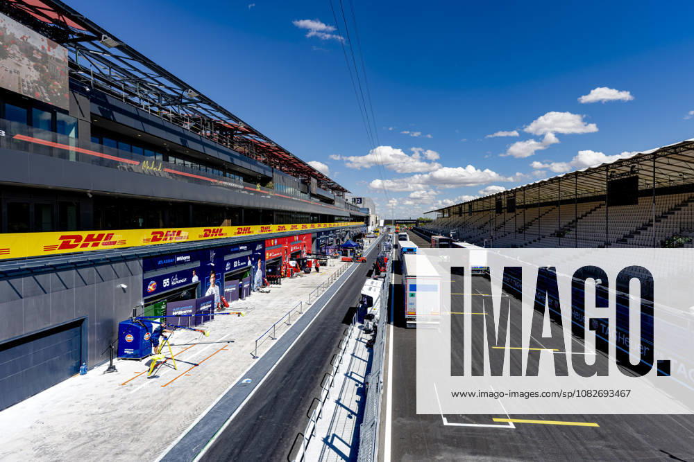 MADRID The very long pit lane during the Formula 1 Spanish Grand Prix at the Madrid Circuit on September 9, 2026, in Madrid, Spain. Photo by DeFodi Images