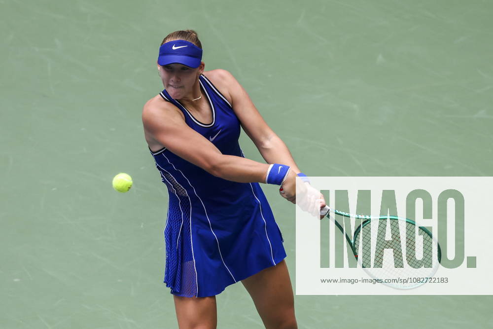 US Open tennis tournament - Day 11 Mirra Andreeva of Russia in action against Coco Gauff of the US during the Women s Singles Quarterfinals match of the US Open Tennis Championships in Flushing Meadows, New York, USA, 09 September 2026. FLUSHING MEADOWS NEW YORK United States
