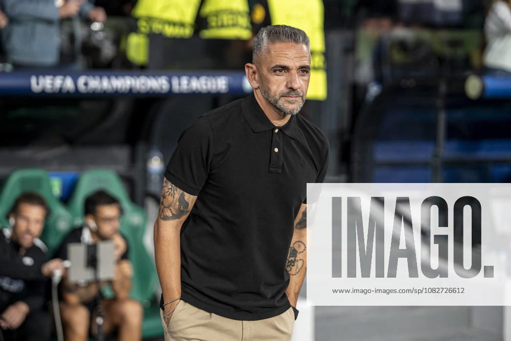 Rui Borges Head Coach of Sporting CP looks on during the UEFA Champions League 2026 27 League Phase MD1 match between Sporting Club de Portugal and Galatasaray A S at Estadio Jose Alvalade on September 9, 2026 in Lisbon, Portugal (Photo by Pedro Loureiro Sports Press Photo SPP)