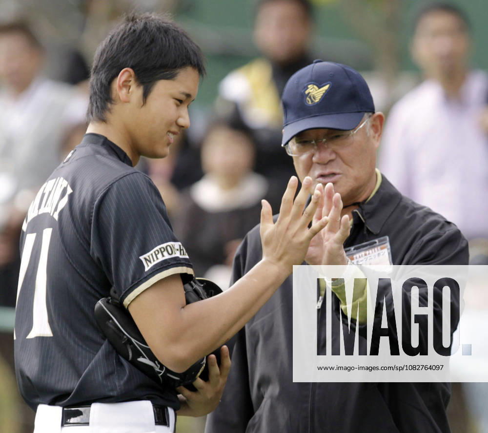 Japanese baseball great Harimoto dies Japanese baseball great Isao Harimoto (R), is pictured with Shohei Ohtani of the Nippon Ham Fighters in February 2013 in Kunigami, Okinawa Prefecture. Harimoto, a Japanese Baseball Hall of Famer who set the Nippon Professional Baseball career hits record with 3,085 hits in 2,752 games, died on Sept. 9, 2026, aged 86. A14AA0005627360P