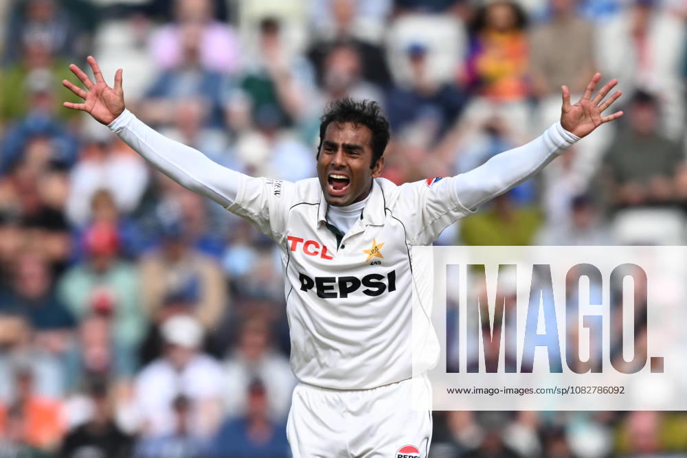 England v Pakistan, International Test Match 2026 Muhammad Ali of Pakistan unsuccessfully appeals for the wicket of Jamie Smith of England during the International Test Match 2026 match between England and Pakistan at Edgbaston, Birmingham, UK on 10 September 2026. Birmingham Edgbaston West Midlands UK Editorial use only ,