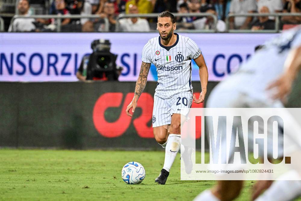 SOCCER - Serie A - Cagliari Calcio vs. Inter - FC Internazionale Photo by IPA ABACAPRESS.COM88348472 - Hakan Calhanoglu of Inter during the Cagliari Calcio vs. Inter - FC Internazionale Italian Serie A soccer match in Cagliari, Italy, on August 30, 2026 Cagliari Italy