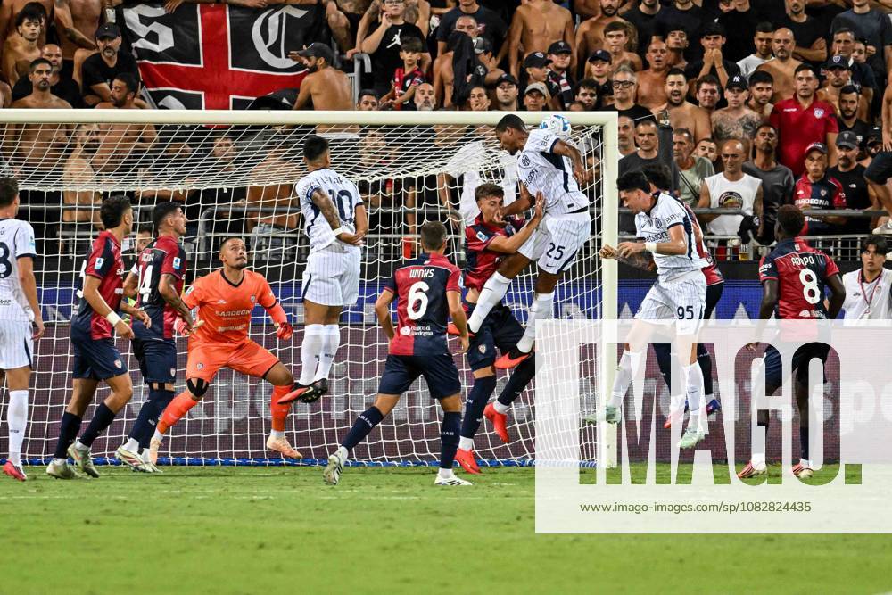 SOCCER - Serie A - Cagliari Calcio vs. Inter - FC Internazionale Photo by IPA ABACAPRESS.COM88348491 - Alessandro Bastoni of Inter during the Cagliari Calcio vs. Inter - FC Internazionale Italian Serie A soccer match in Cagliari, Italy, on August 30, 2026 Cagliari Italy