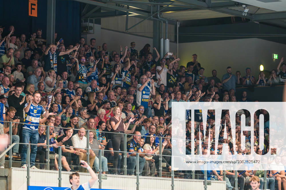 Fans from Eisenach jump for joy and celebrate GER, ThSV Eisenach vs. SG BBM Bietigheim, 1st Opel Handball Bundesliga, Handball, Matchday 4, 2026–2027 season, 7:00 p.m., September 10, 2026 GER, ThSV Eisenach vs. SG BBM Bietigheim, 1st Opel Handball Bundesliga, Handball, Matchday 4, 2026–2027 season, 7:00 PM, September 10, 2026, Eisenach