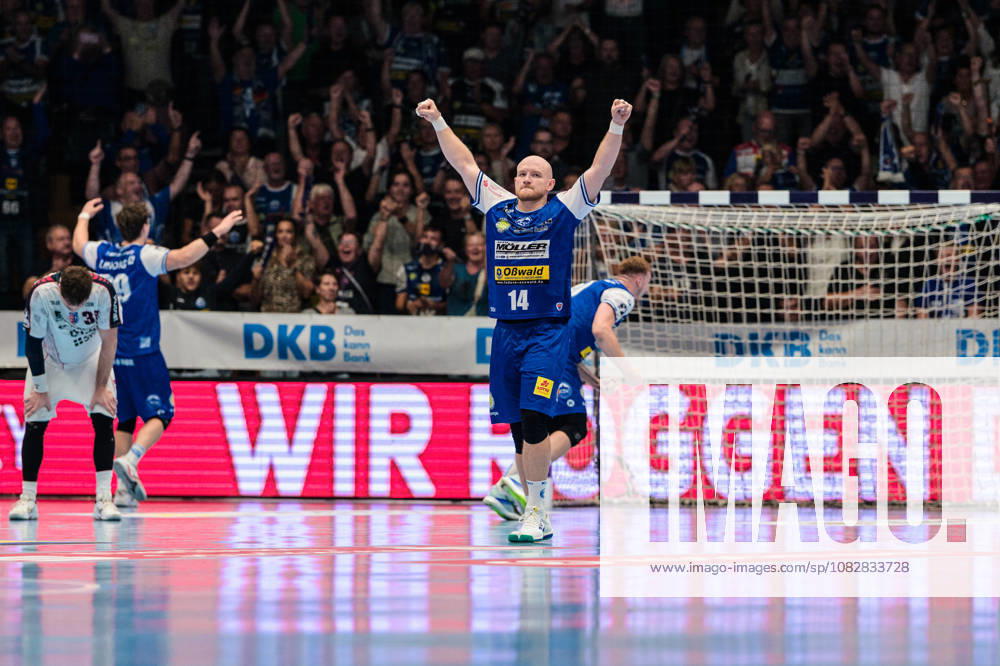 Peter Walz, ThSV Eisenach, 14, celebrates the victory GER, ThSV Eisenach vs. SG BBM Bietigheim, 1 Opel Handball Bundesliga, handball, Matchday 4, 2026–2027 season, 7:00 p.m., September 10, 2026 GER, ThSV Eisenach vs. SG BBM Bietigheim, 1st Opel Handball Bundesliga, Handball, Matchday 4, 2026–2027 season, 7:00 p.m., September 10, 2026, Eisenach