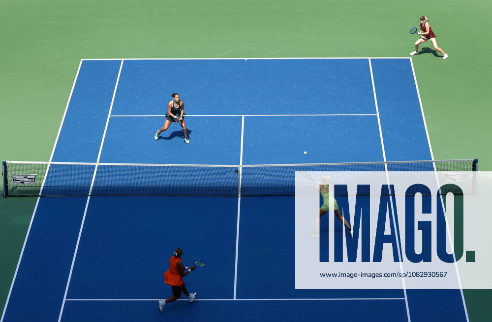 US Open tennis tournament - Day 13 Katerina Siniakova of Czech Republic (C) in action as she plays alongside teammate Taylor Townsend of United States during their Women s Doubles Final match against Ashlyn Krueger of United States and Robin Montgomery of United States at Arthur Ashe Stadium in the USTA Billie Jean King National Tennis Center in Flushing Meadows, New York, USA, 11 September 2026. FLUSHING MEADOWS NEW YORK United States