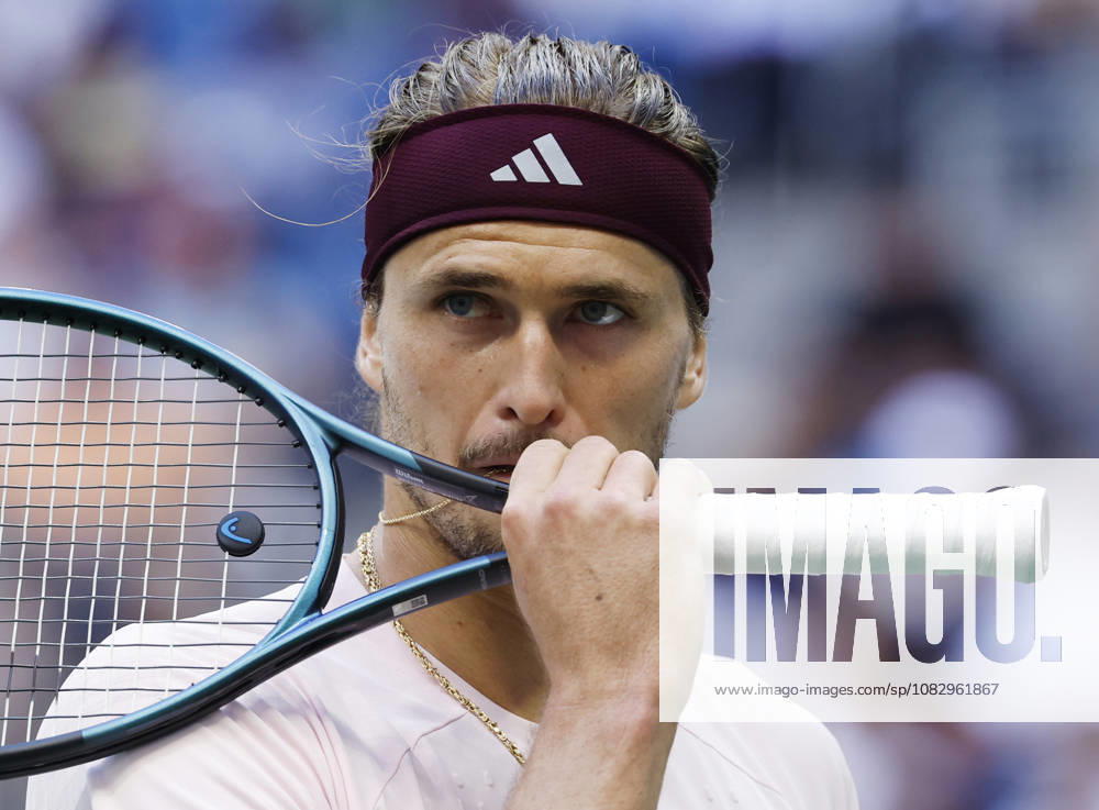 Alexander Zverev of Germany reacts during the third set of his Men s semifinal match against Karen Khachanov in Arthur Ashe Stadium at the 2026 US Open Tennis Championship at the USTA Billie Jean King National Tennis Center in New York City on Friday, September 11, 2026. NYP20260911831 JOHNxANGELILLO