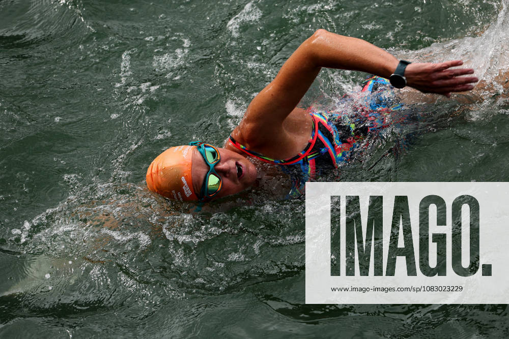 REPRO FREE *PRESS RELEASE NO REPRODUCTION FEE* 106th Dublin City Liffey Swim 2026, River Liffey, Dublin 12 9 2026 Melissa Curtis in action Melissa Curtis in action 12 9 2026