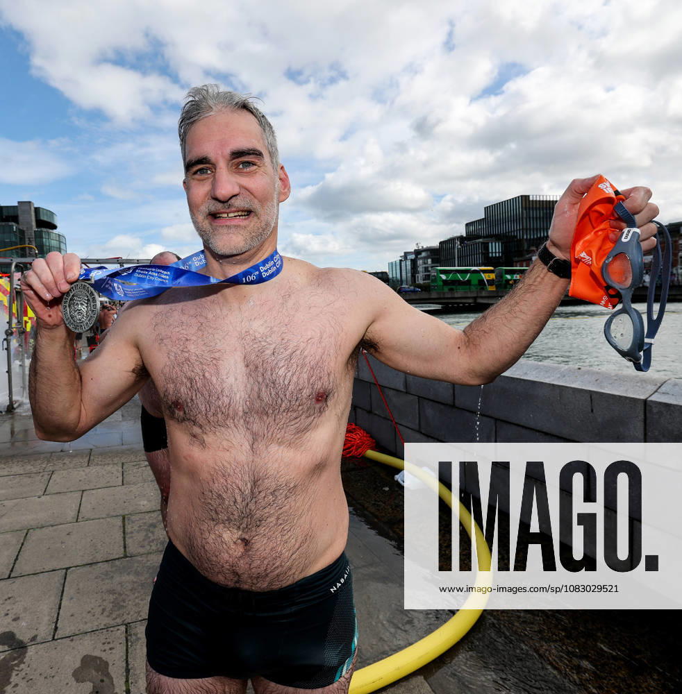 REPRO FREE *PRESS RELEASE NO REPRODUCTION FEE* 106th Dublin City Liffey Swim 2026, River Liffey, Dublin 12 9 2026 Jamie Carpenter celebrates after winning the mens race Jamie Carpenter celebrates after winning the mens race 12 9 2026