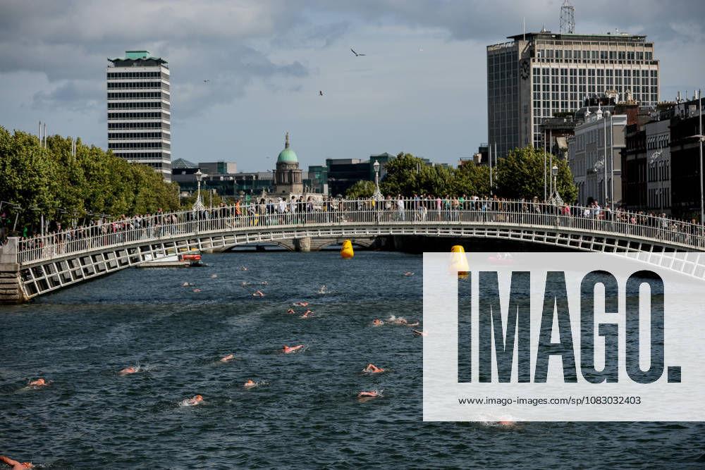REPRO FREE *PRESS RELEASE NO REPRODUCTION FEE* 106th Dublin City Liffey Swim 2026, River Liffey, Dublin 12 9 2026 A general view of the mens race A general view of the mens race 12 9 2026