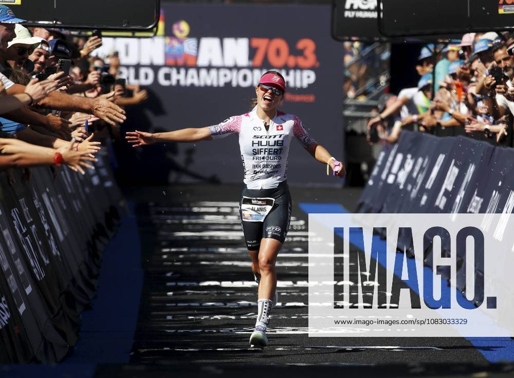 Ironman 70.3 femmes PHOTOPQR NICE MATIN Dylan Meiffret ; Nice ; 12 09 2026 ; Premier jour féminin de l Ironman 70.3 a Nice ICI : La suisse Alanis Siffert arrive 3e - Nice, France, September 12, 2026. The first day of the 2026 IRONMAN 70.3 World Championship, WM, Weltmeisterschaft in Nice, dedicated to the women’s race. Professional women started at 7 a.m. from Plage des Ponchettes, followed by age-group competitors. The triathlon consists of a 1.9 km swim, a 90 km bike course through the Alpes-Maritimes and a 21.1 km run along the Promenade des Anglais. Nice France