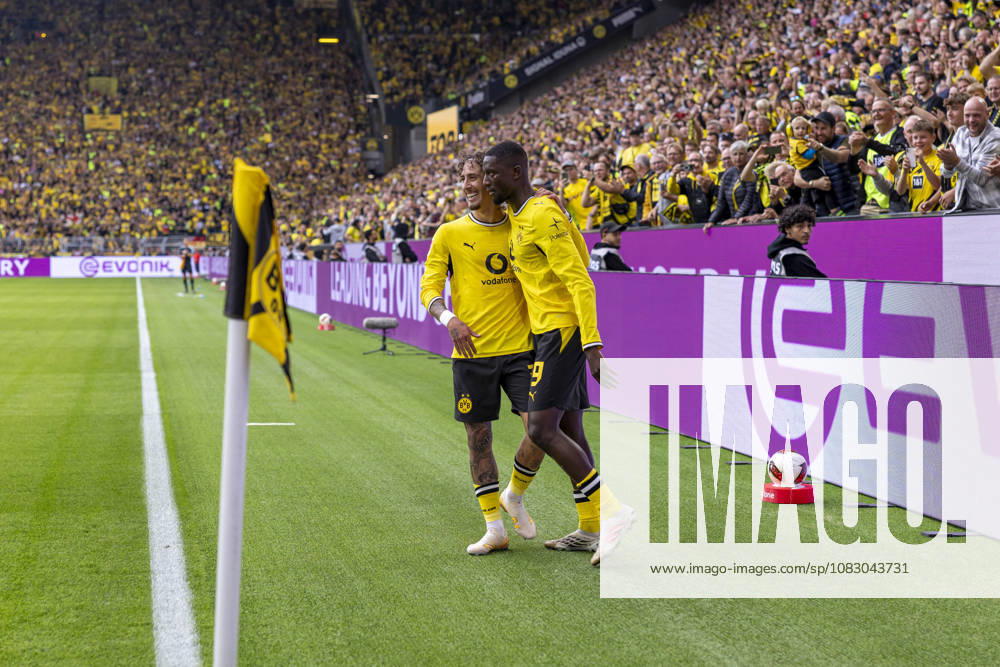 Soccer, Matchday 3 of the 1st Bundesliga, Borussia Dortmund vs. SC Paderborn: Fabio Silva (Borussia Dortmund) and Serhou Guirassy (Borussia Dortmund) celebrate the goal that put Dortmund up 2–0. Signal Iduna Park, North Rhine-Westphalia, Germany. xRHR PHOTO DEx