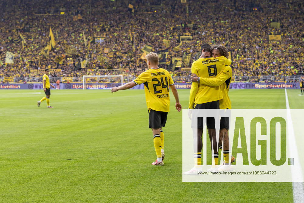 Soccer, Matchday 3 of the 1st Bundesliga, Borussia Dortmund vs. SC Paderborn: Daniel Svensson (Borussia Dortmund), Serhou Guirassy (Borussia Dortmund), and Fabio Silva (Borussia Dortmund) celebrate the goal that put Dortmund up 2–0 at Signal Iduna Park, North Rhine-Westphalia, Germany. xRHR PHOTO DEx