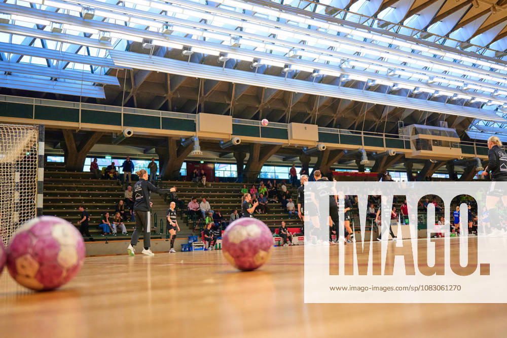 Warm-up, Scene, Charlottenburg Sports Hall, Fuechse Berlin, GER, Women s Handball Bundesliga 2, Fuechse Berlin vs. Rostocker HC Rostock Dolphins, 2026–27 Season, Matchday 3, September 12, 2026, GER, Women’s 2nd Handball Bundesliga, Fuechse Berlin vs. Rostocker HC Rostock Dolphins, 2026–27 Season, Matchday 3, September 12, 2026, Berlin