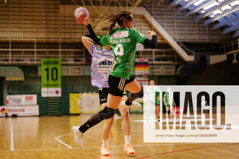 2 Alsco Women s Handball Bundesliga, Matchday 3: Füchse Berlin vs. Rostocker Handball Club. Anaïs Gouveia of Füchse Berlin, No. 9, taking a jump shot on September 12, 2026, at the Charlottenburg Sports Hall, Berlin, Berlin, Germany