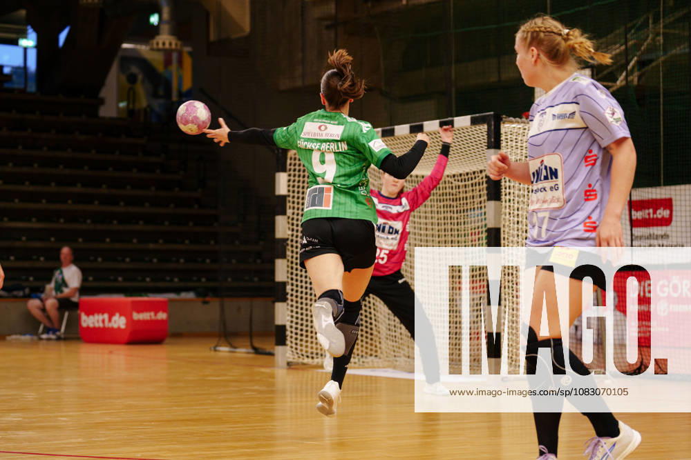 2 Alsco Women s Handball Bundesliga, Matchday 3: Füchse Berlin vs. Rostocker Handball Club. Anaïs Gouveia of Füchse Berlin, No. 9, taking a jump shot on September 12, 2026, at the Charlottenburg Sports Hall, Berlin, Germany.