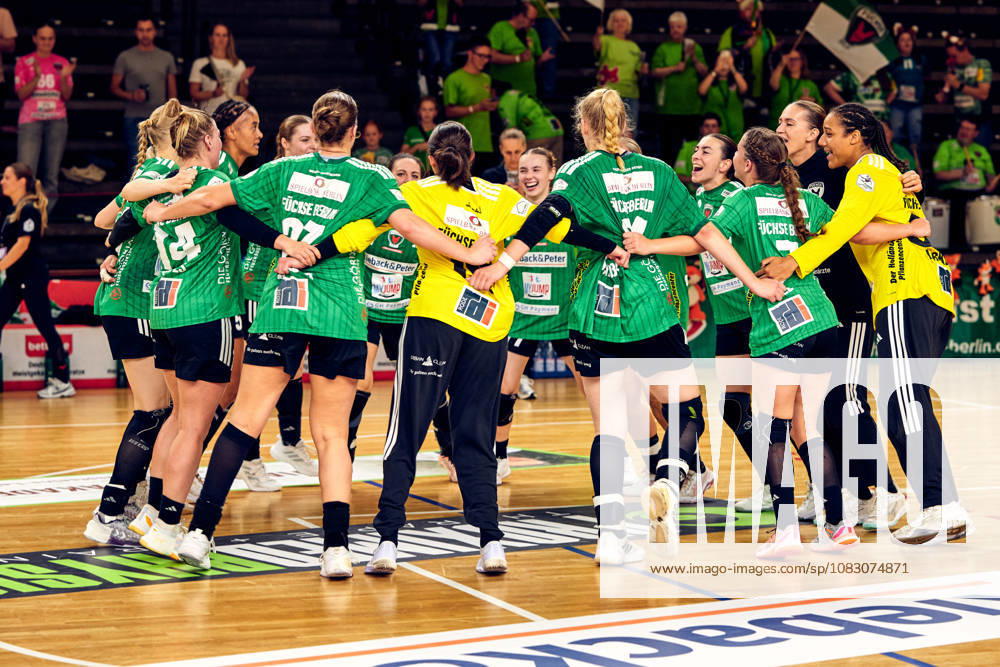 Fuechse Berlin, celebrating a victory, GER, Women s Handball Bundesliga 2, Fuechse Berlin vs. Rostocker HC Rostock Dolphins, 2026–27 season, Matchday 3, September 12, 2026, GER, Women s Handball Bundesliga 2, Füchse Berlin vs. Rostocker HC Rostock Dolphins, 2026–27 season, Matchday 3, September 12, 2026, Berlin