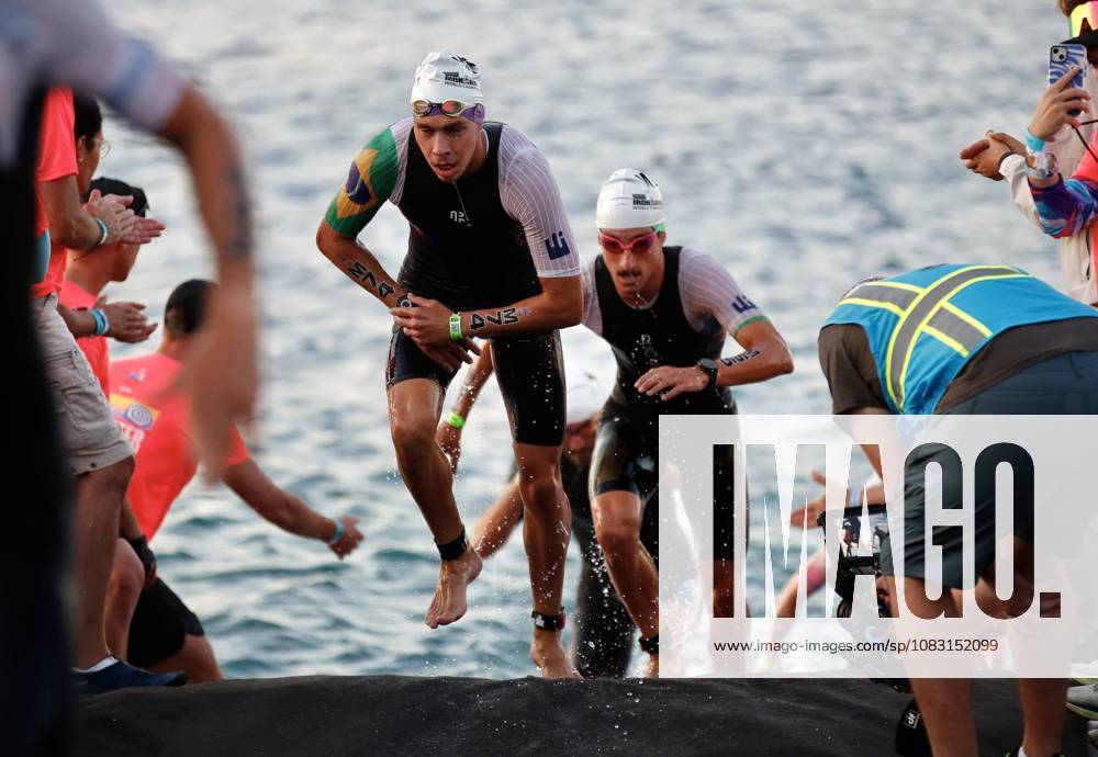 Ironman 70.3 masculin PHOTOPQR NICE MATIN Dylan Meiffret ; Nice ; 13 09 2026 ; Ironman 70.3 masculin, départ natation et, sortie d eau. Vélo départ Nice; September 13, 2026; Men s Ironman 70.3: swim start and swim exit; bike start. Nice France