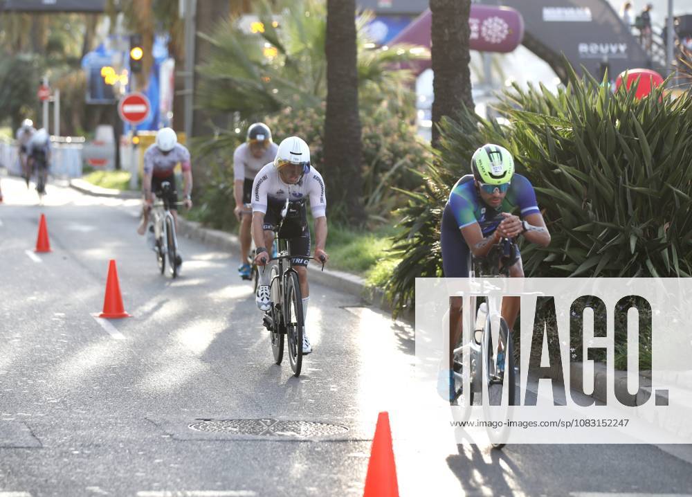 Ironman 70.3 masculin PHOTOPQR NICE MATIN Dylan Meiffret ; Nice ; 13 09 2026 ; Ironman 70.3 masculin, départ natation et, sortie d eau. Vélo départ Nice; September 13, 2026; Men s Ironman 70.3: swim start and swim exit; bike start. Nice France