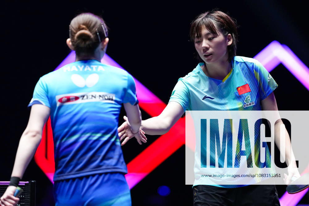 (260913) -- MACAO, Sept. 13, 2026 -- Chen Yi (R) of China and Hayata Hina of Japan shake hands after their women s singles semifinal match at the 2026 World Table tennis, Tischtennis (WTT) Champions Macao in Macao, south China, Sept. 13, 2026. ) (SP)CHINA-MACAO-TABLE TENNIS-WTT-WOMEN S SINGLES (CN) CheongxKamxKa