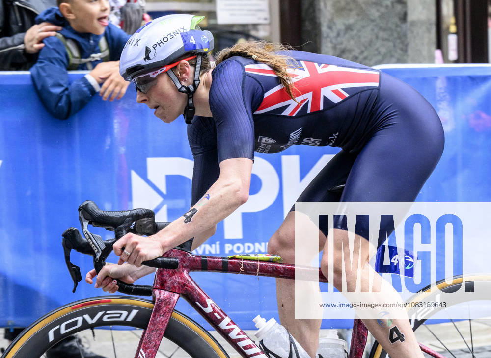Triathlon World Championship, WM, Weltmeisterschaft races, women, September 13, 2026, Karlovy Vary, Czech Republic. Winner Georgia Taylor-Brown of Britain. (CTKxPhoto OndrejxHajek) CTKPhotoP2026091302819 CTKPhotoP2026091302819