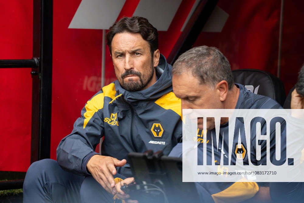 13th September 2026; Bramall Lane, Sheffield, South Yorkshire, England; Championship Football, Sheffield United versus Wolverhampton Wanderers; Wolverhampton Wanderers manager Cesar Peixoto before kick-off PeterxNorth