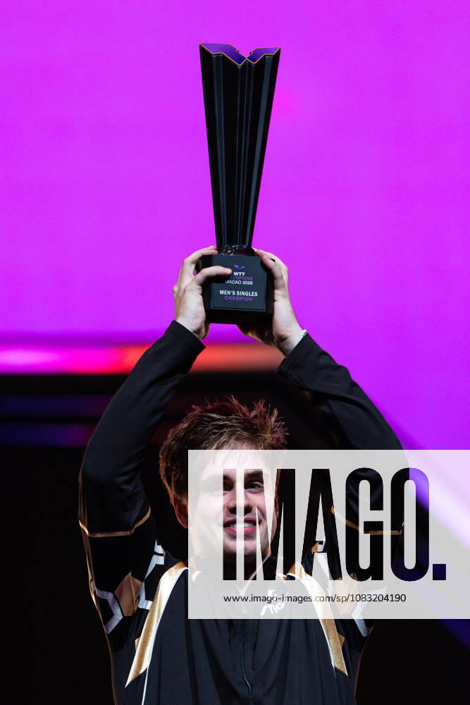 (260913) -- MACAO, Sept. 13, 2026 -- Winner Truls Moregard celebrates during the awarding ceremony after the men s singles final match between Hugo Calderano of Brazil and Truls Moregard of Sweden at the 2026 World Table tennis, Tischtennis (WTT) Champions Macao in Macao, south China, Sept. 13, 2026. ) (SP)CHINA-MACAO-TABLE TENNIS-WTT-MEN S SINGLES-FINAL (CN) CheongxKamxKa