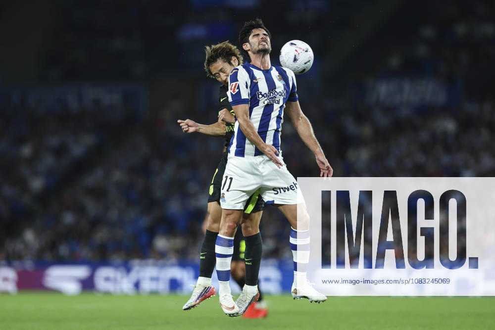 Kang-in Lee of Atletico de Madrid and Goncalo Guedes of Real Sociedad in action during the Spanish league, LaLiga EA Sports, football match played between Real Sociedad and Atletico de Madrid at Reale Arena stadium on September 13, 2026, in San Sebastian, Spain. San Sebastian SPAIN - ZUMAa181 20260913_zaa_a181_311