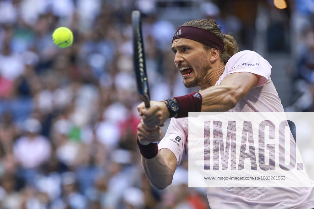 US Open tennis tournament - Day 15 Alexander Zverev of Germany in action against Ben Shelton of the US during the Men s Singles Finals of the US Open Tennis Championships at the USTA Billie Jean King National Tennis Center in Flushing Meadows, New York, USA, 13 September 2026. FLUSHING MEADOWS NEW YORK United States